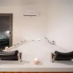Pera Villa *