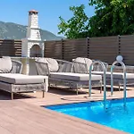 Villa Pera